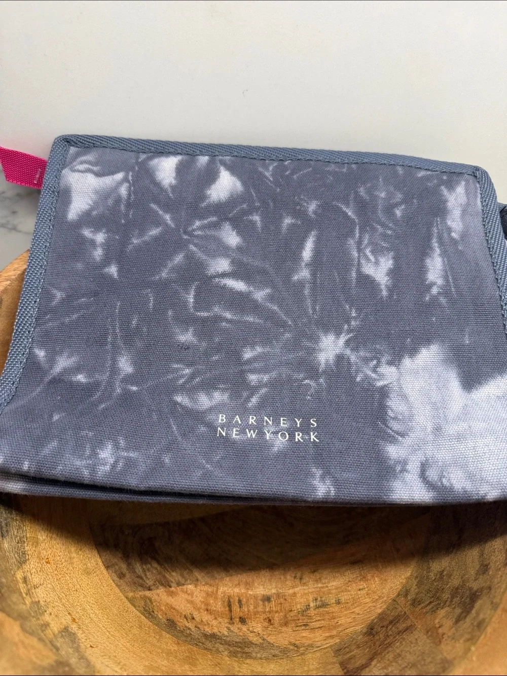 Barneys New York Men's Navy Tie-Dye Toiletry Pouch with Pink Tab
